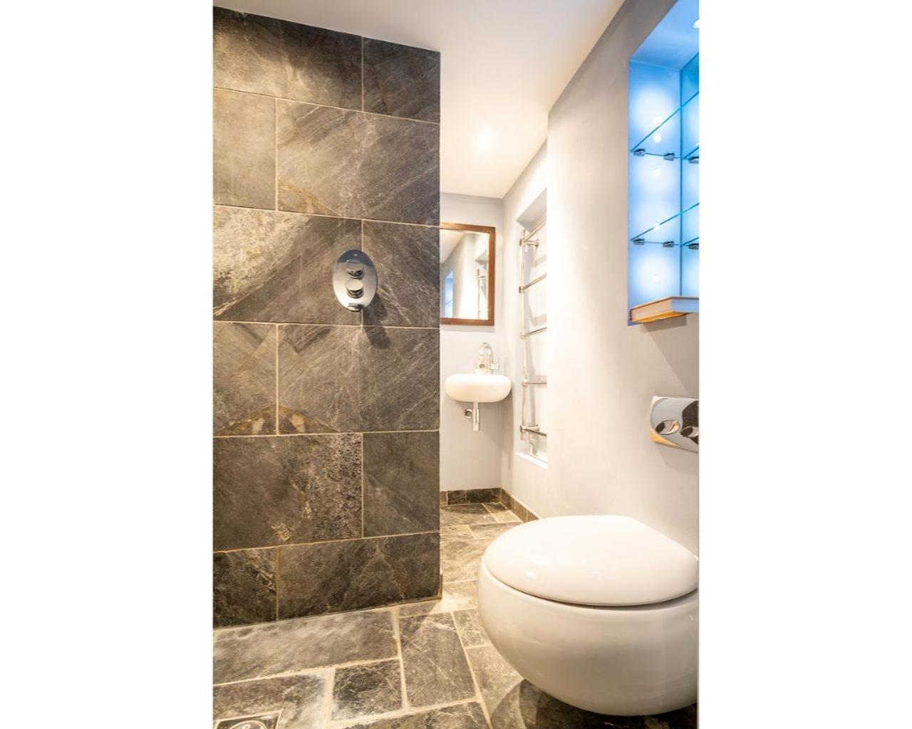 Murphys House - 3 Bed Luxury Central Townhouse Бат Номер фото